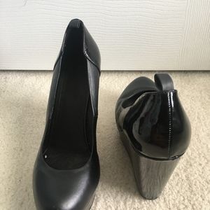 Aldo Black Almond Toe Platform Heel Wedges